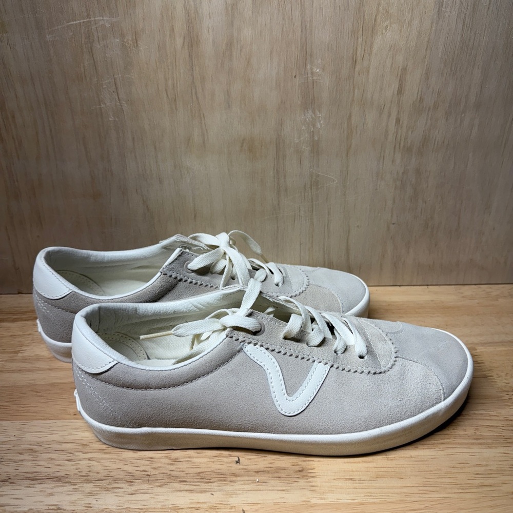 Vans Suede Sneakers - Cream and White 9.5
